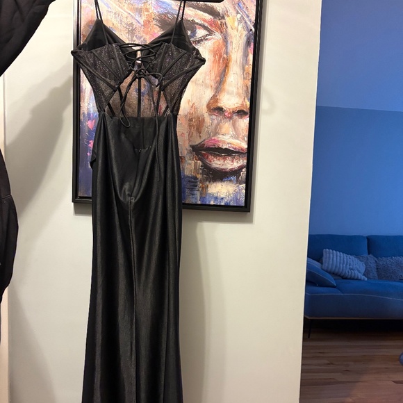 Prom dress - Picture 5 of 7